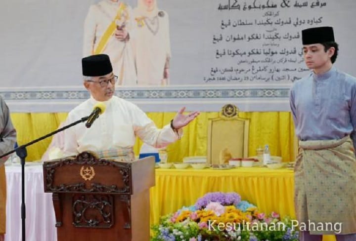 Sultan Pahang seru umat Islam tunaikan kewajipan bayar zakat fitrah Sultan Pahang seru umat Islam tunaikan kewajipan bayar zakat fitrah