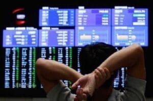 Bursa dibuka rendah pada pagi ini