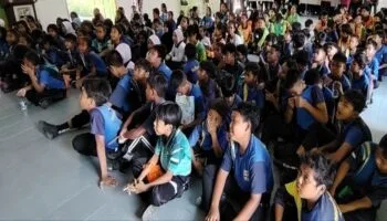 Membangun masa depan lestari bersama anak-anak orang asli di Rompin