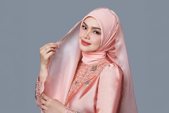 SRC Rancang Terbitkan 11 Lagu Lama Siti Nurhaliza yang Belum Pernah Dikeluarkan SRC Rancang Terbitkan 11 Lagu Lama Siti Nurhaliza yang Belum Pernah Dikeluarkan
