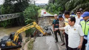 Jambatan Bailey ganti sementara Jambatan Sungai Liat dijangka dibuka 30 April – Ahmad Maslan