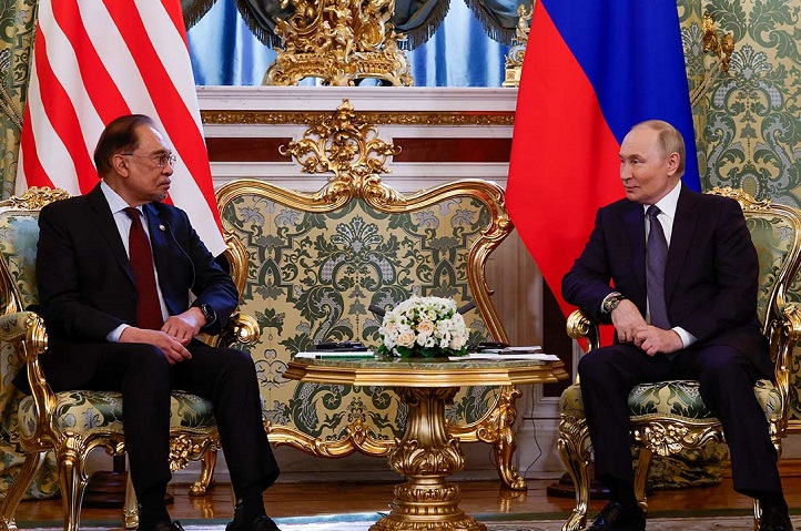 Anwar Jemput Putin ke Sidang ASEAN 2025, Tegaskan Hubungan Dua Hala dan Kerjasama Global