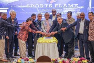 Sultan Abdullah santuni majlis pertemuan legenda sukan negara