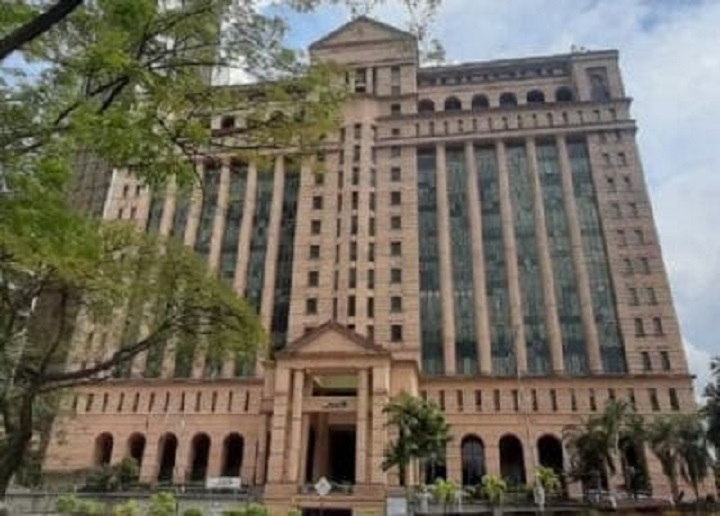 Bursa dibuka tinggi pada pagi Bursa dibuka tinggi pada pagi