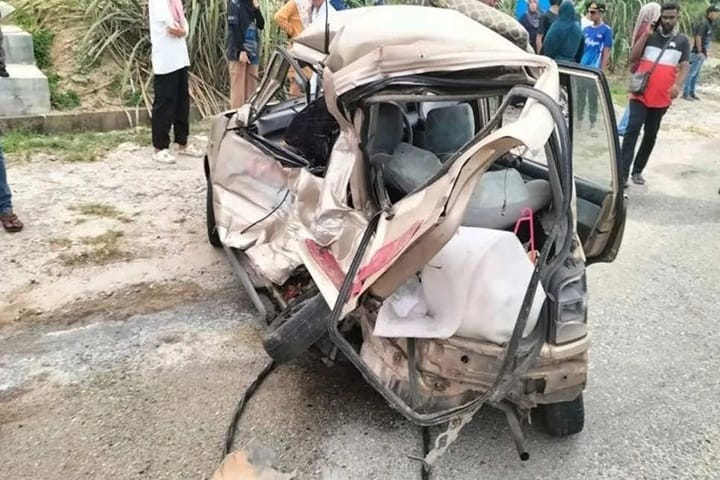 Wanita, anak lelaki maut nahas tiga kenderaan