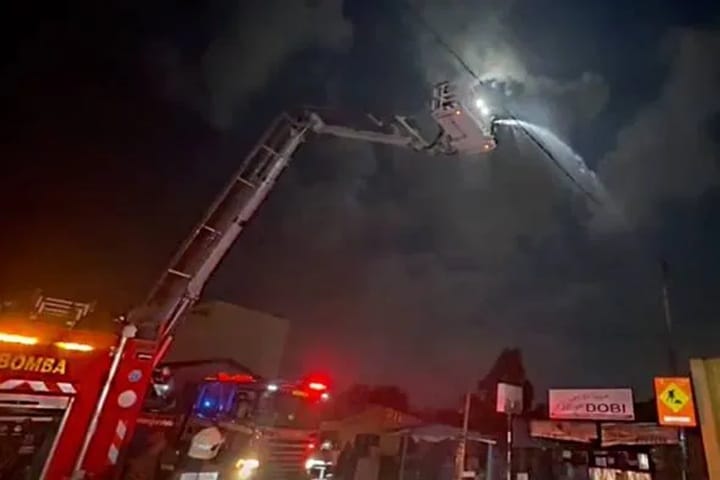 Gudang terbakar, 76.8 tan limau mandarin musnah