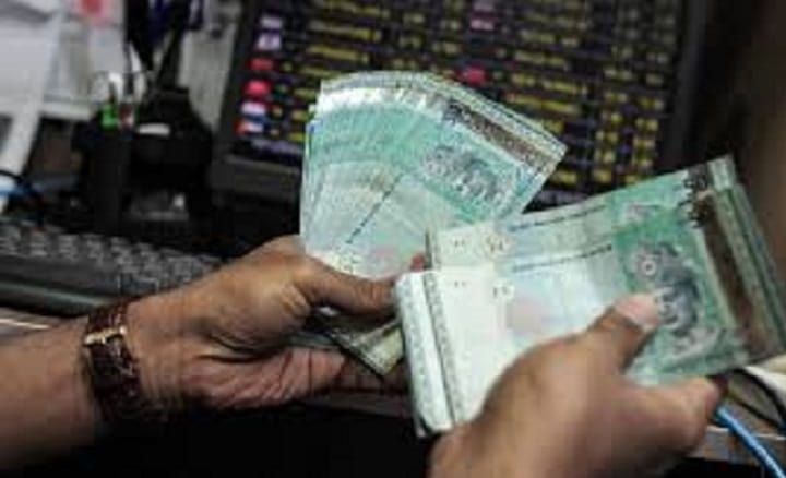 Ringgit dibuka tinggi berbanding dolar AS