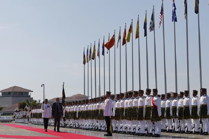 Perdana Menteri Australia diberi sambutan rasmi di Kompleks Perdana Putra