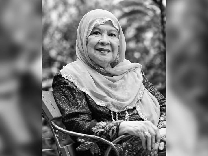Seniwati Maria Menado meninggal dunia