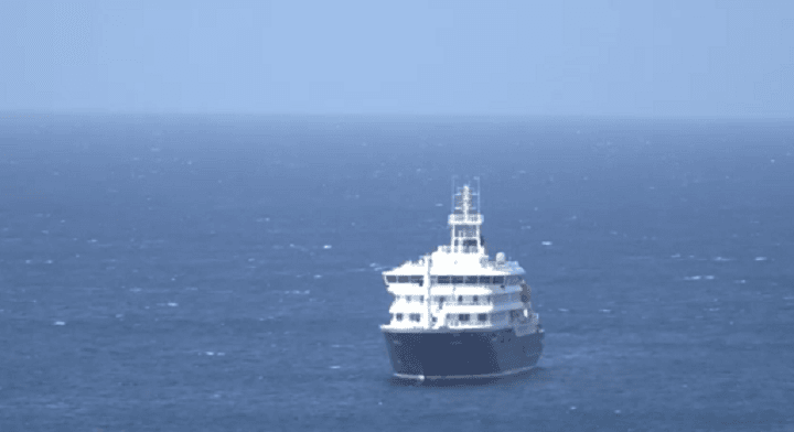 Anak kapal MV Hondius dikuarantin di Rotterdam sejurus tiba Anak kapal MV Hondius dikuarantin di Rotterdam sejurus tiba