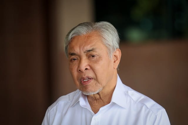 Mahkamah benarkan badan peguam cabar tindakan pendakwaan henti prosiding kes rasuah Ahmad Zahid