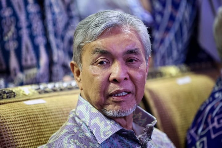 Parti baharu jangan pecah belah kaum dan agama – Ahmad Zahid Parti baharu jangan pecah belah kaum dan agama – Ahmad Zahid