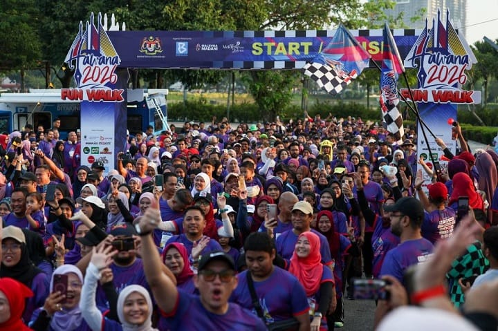 Hampir 2,000 peserta meriahkan acara Fun Walk HAWANA 2026 hari ini