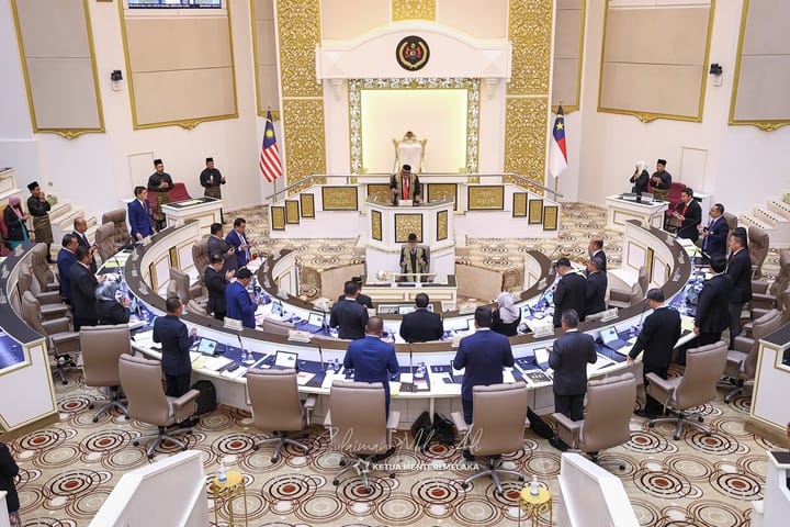 Kedudukan kerusi ADUN DAP berubah ke blok pembangkang Kedudukan kerusi ADUN DAP berubah ke blok pembangkang