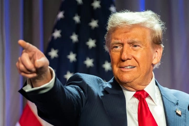 Trump kecam CEO Chevron, desak harga petrol di AS diturunkan segera Trump kecam CEO Chevron, desak harga petrol di AS diturunkan segera
