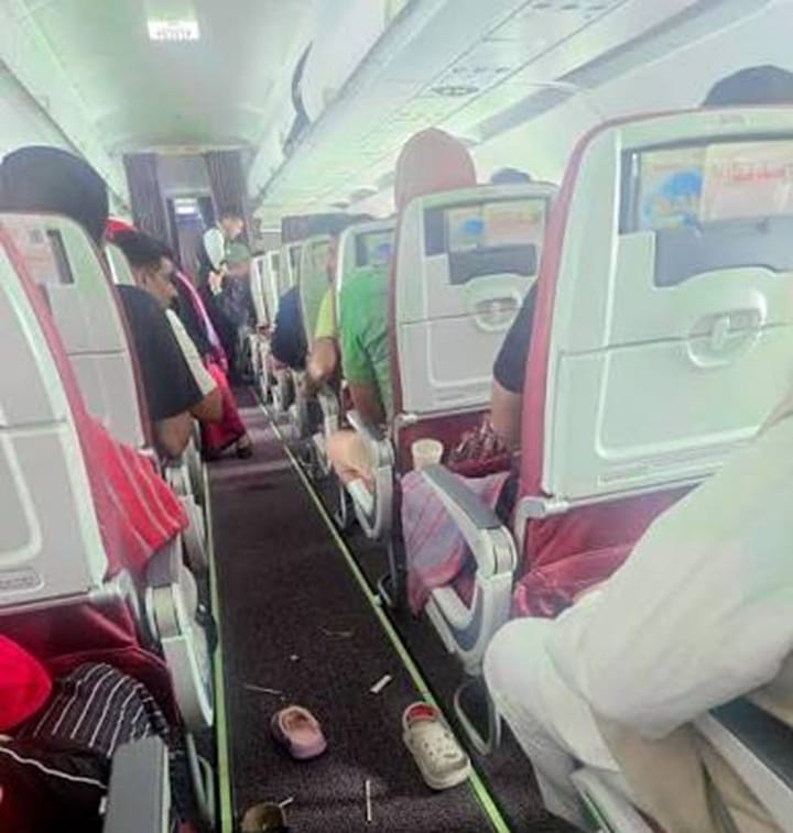 17 cedera penerbangan Thailand-India alami gelora di udara 17 cedera penerbangan Thailand-India alami gelora di udara