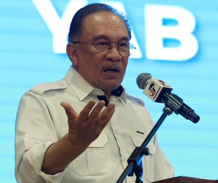Hubungan Dengan Ahmad Zahid Baik,Pilih Damai Urus Perbezaan – Anwar