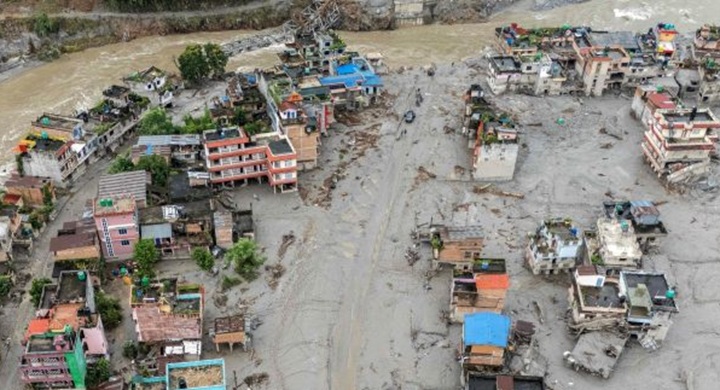 NEPAL LARANG PENDUDUK KEMBALI KE KAWASAN BANJIR, 33,000 DIJANGKA DIPINDAHKAN