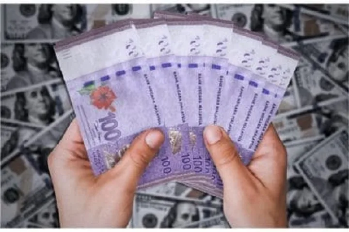 Ringgit dibuka tinggi berbanding dolar AS