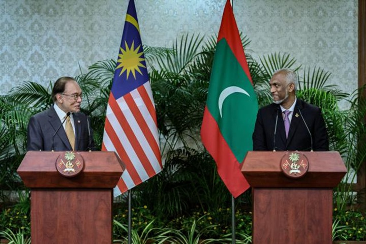 Anwar akan bincang dengan PETRONAS cadangan eksplorasi minyak di Maldives