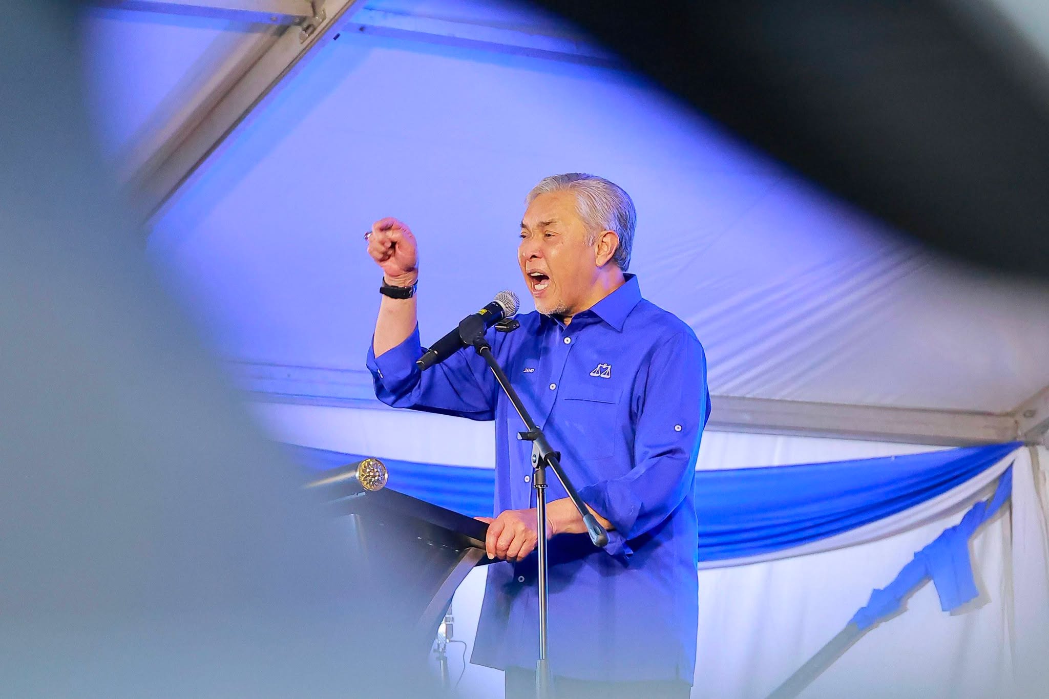 PRN Melaka: BN umum calon bersekali dengan Pas dan rakan strategik – Ahmad Zahid PRN Melaka: BN umum calon bersekali dengan Pas dan rakan strategik – Ahmad Zahid