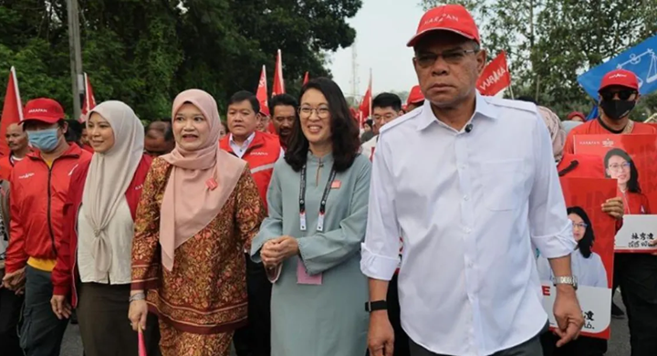 PRN Melaka: Pimpinan utama PKR iringi calon PH di Machap jaya PRN Melaka: Pimpinan utama PKR iringi calon PH di Machap jaya