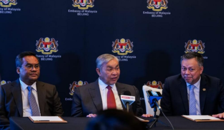 Pelabur China berminat bawa pelaburan aluminium berskala besar ke Sarawak – Ahmad Zahid